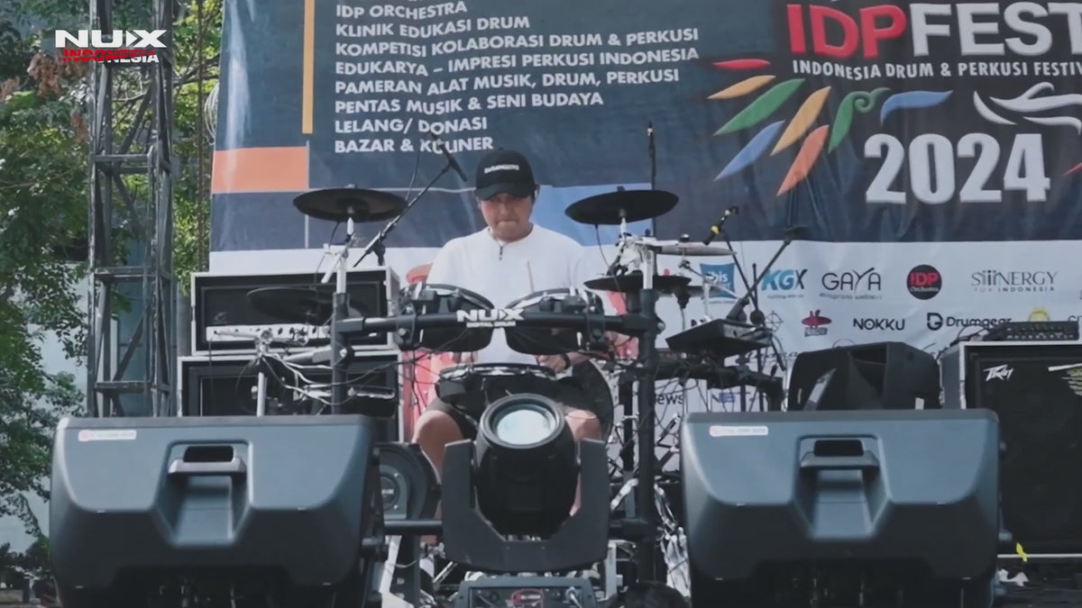 Load video: 